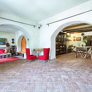 https://la-tavernetta-santa-venerina.sicilyhotelsitaly.net